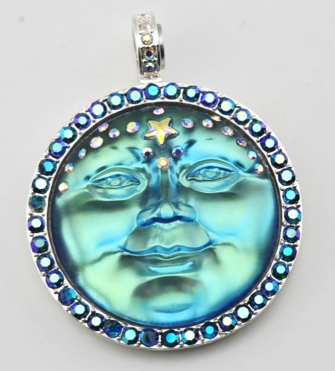 Kirks Folly Venus Seaview Water Moon 35mm Enhancer & Belle Necklace SS #35