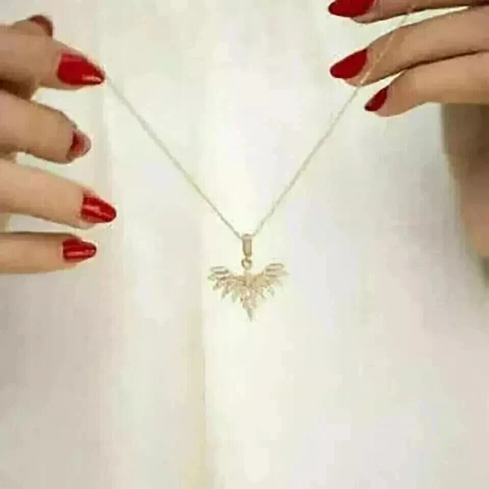 1.20Ct Round Cut Simulated Diamond Women’s Wings Pendant 14k Yellow Gold Plated