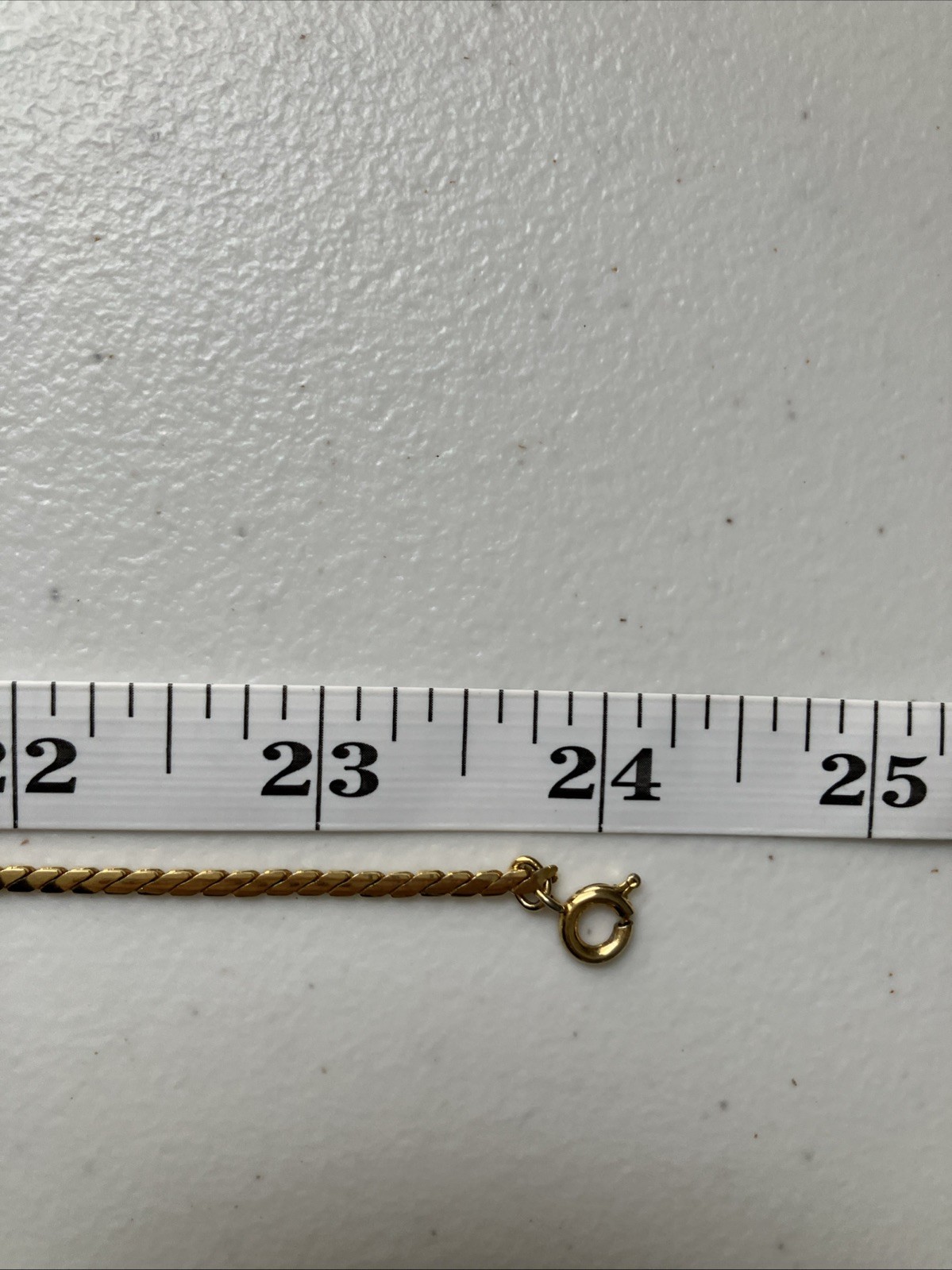 Unisex Gold Tone 24 Inch Chain Necklace With Spring Ring Clasp