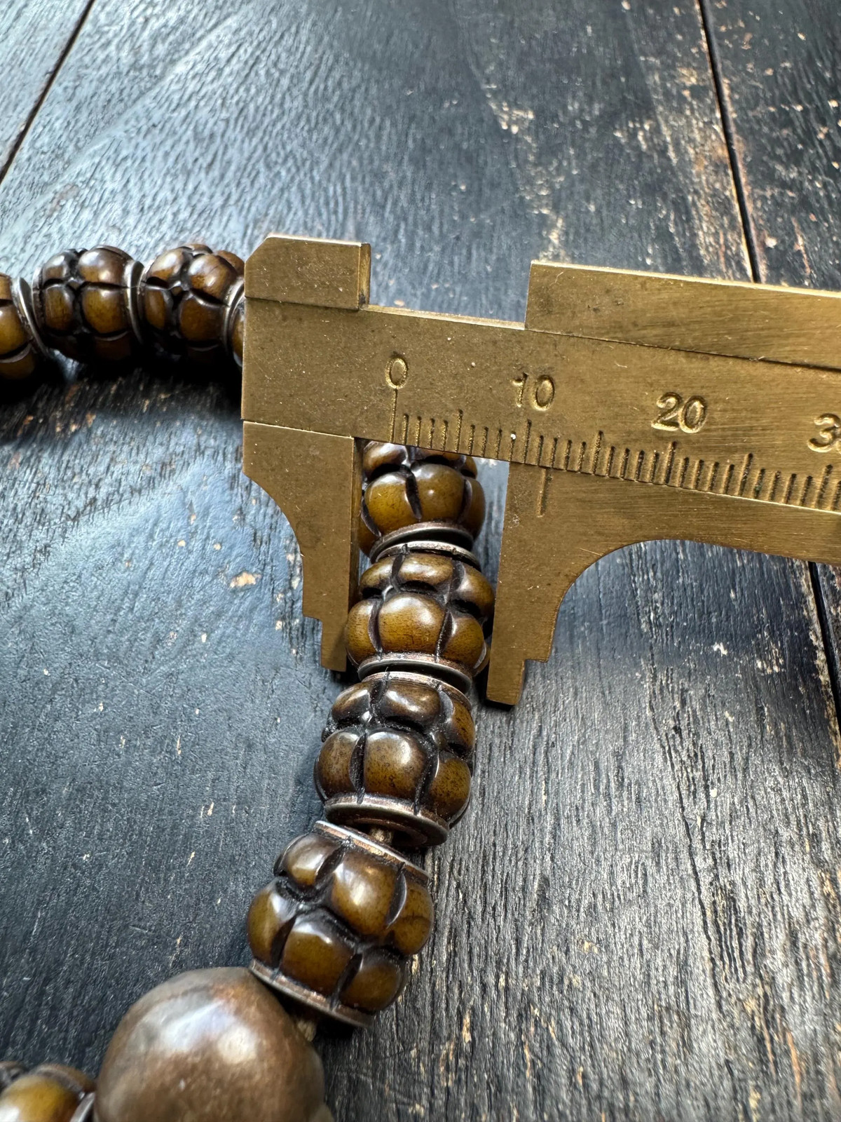 Tibetan Lotus Carved Yak Bone Adjustable Mala Bracelet | Handcrafted Buddhist J