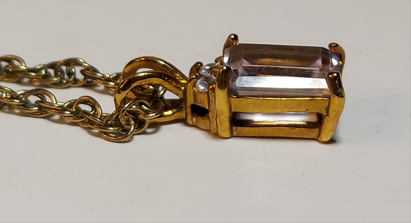 Vintage Lavender Amethyst Emerald Cut Pendant Necklace 16″ Gold Tone Korea