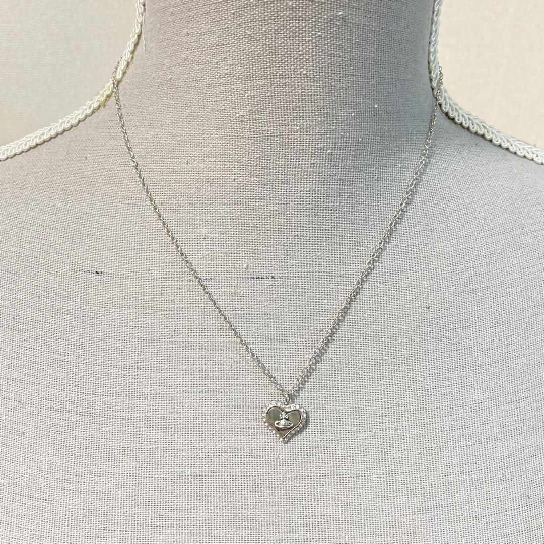 Vivienne Westwood Silver Petra Necklace Silver Shell Heart w/drawstring [EJ003