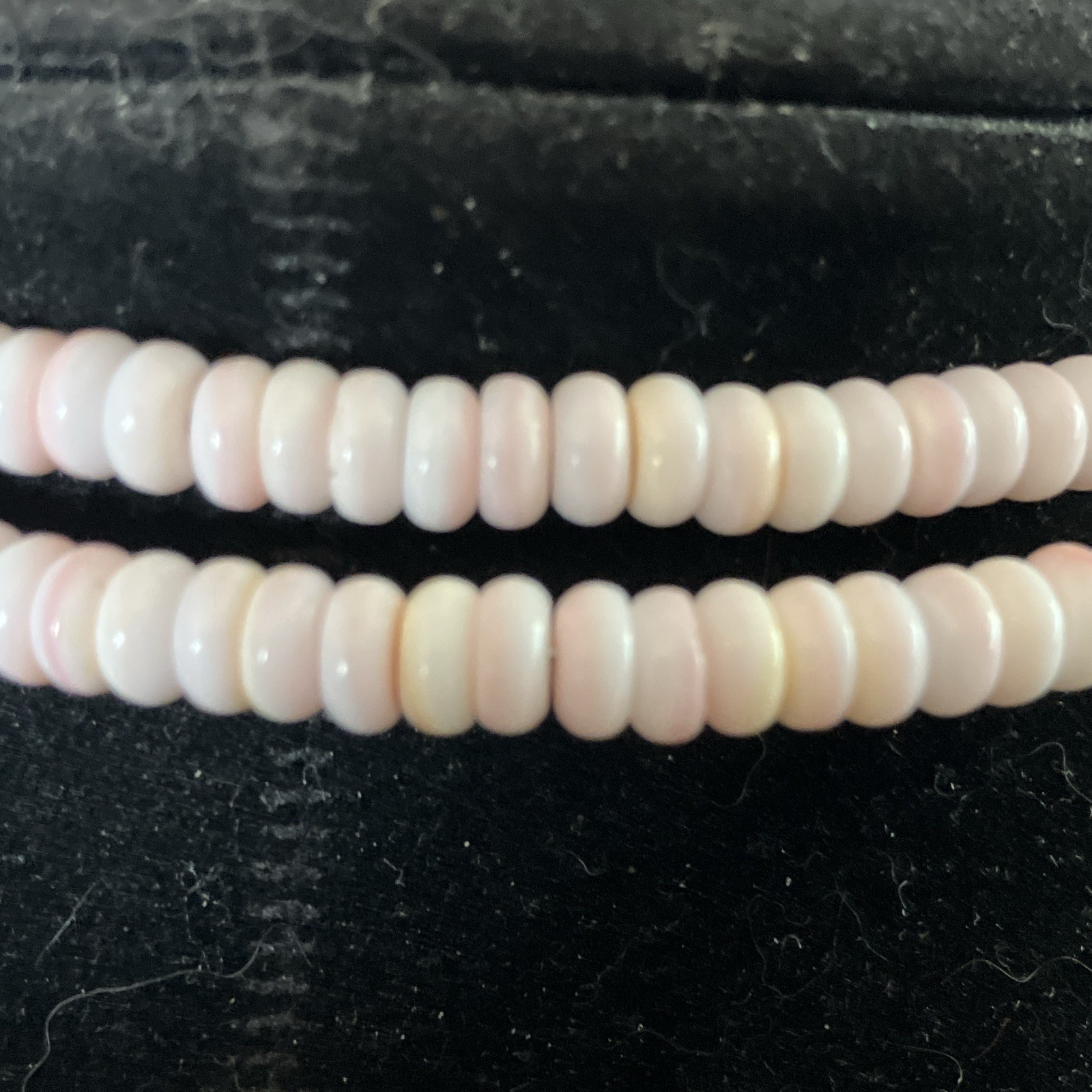 Pink Conch & Sterling Bead Stretch Choker Necklace & Teardrop Pink Conch Pndnt