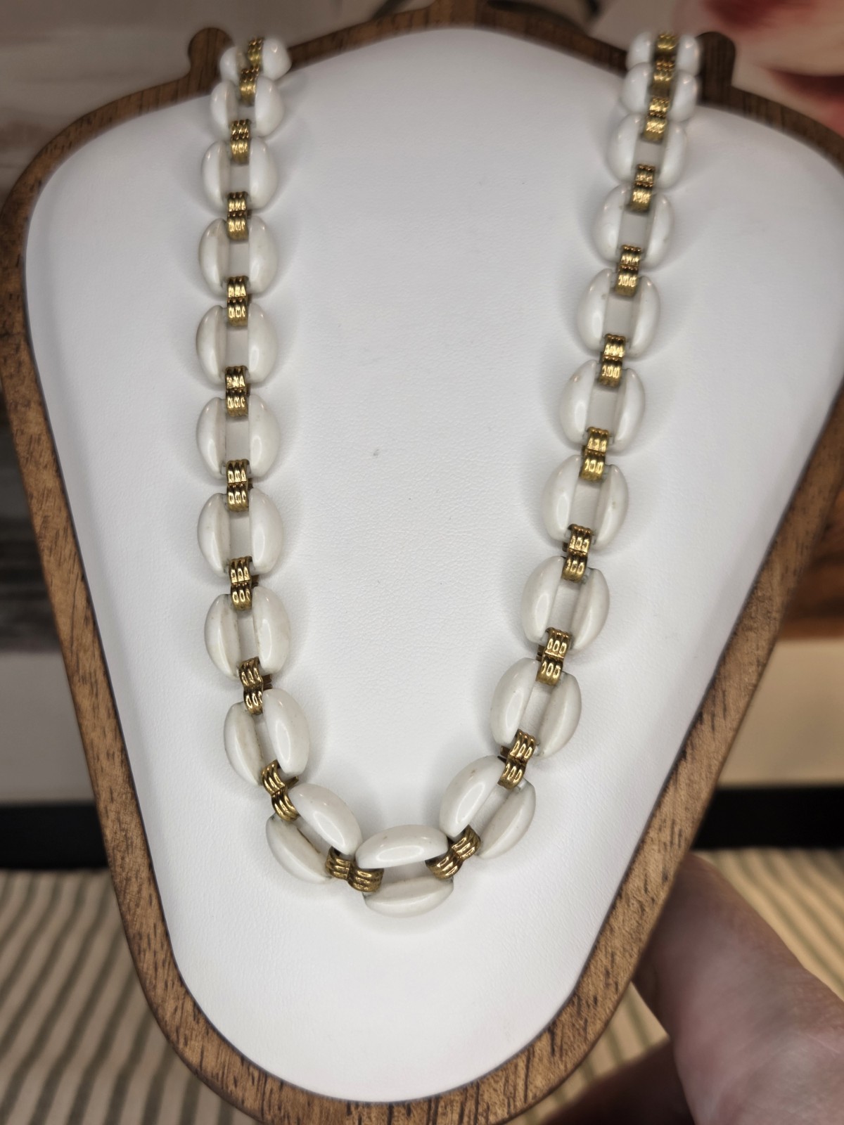 White Acrylic Oval Beaded Necklace, Gold Tone Spacers, Cable Chain, Adjustable