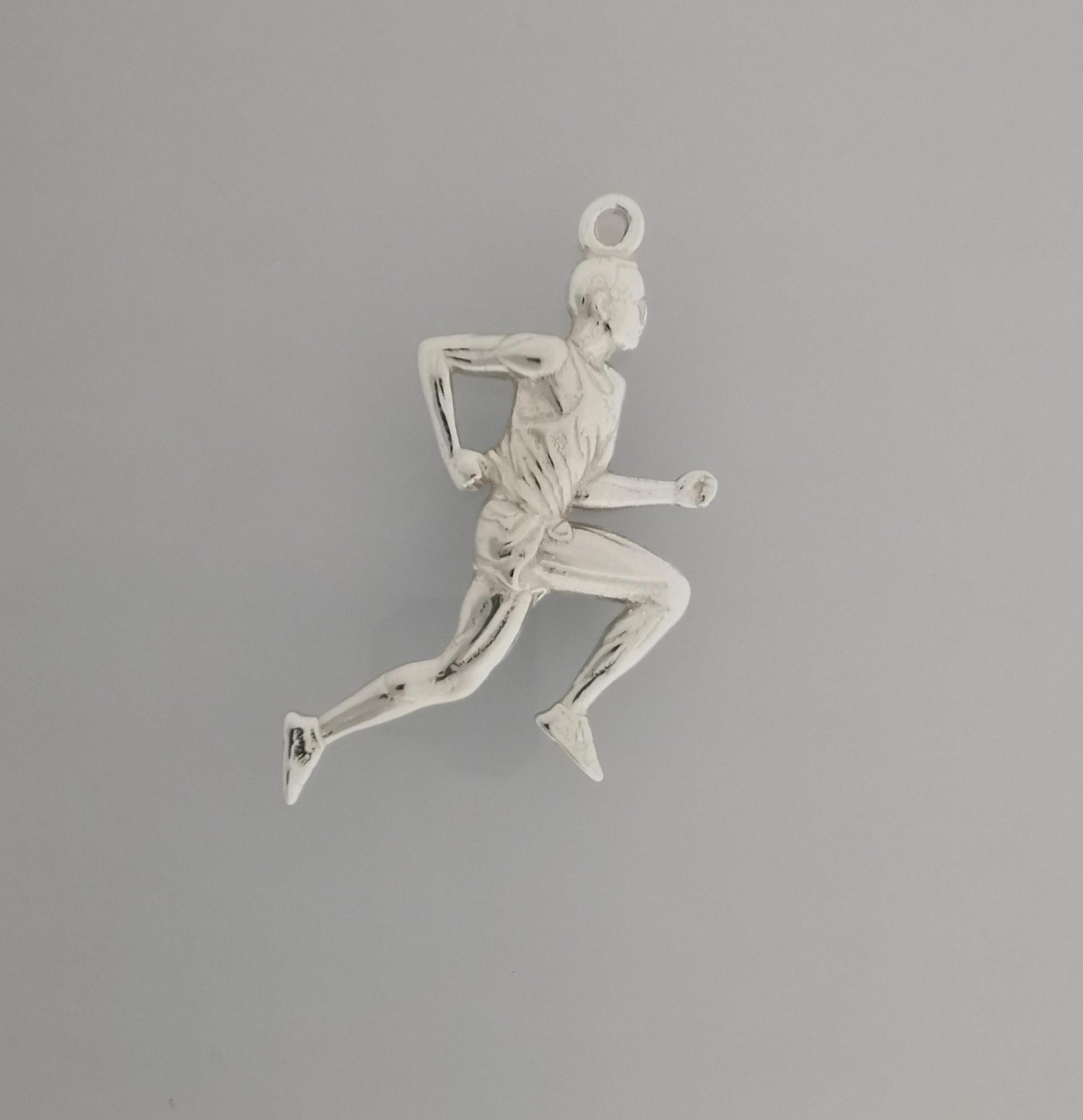 Running Pendant – Classic 925 Silver Gift for Men, Joggers, Track Athletes