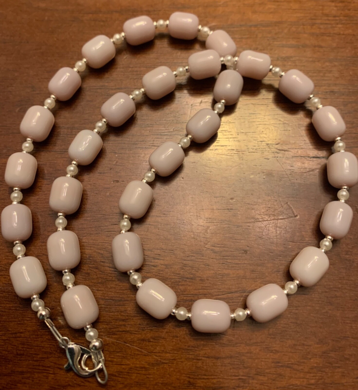 18″ Light Lavender Glass Barrel Beads with White Glass Pearls
