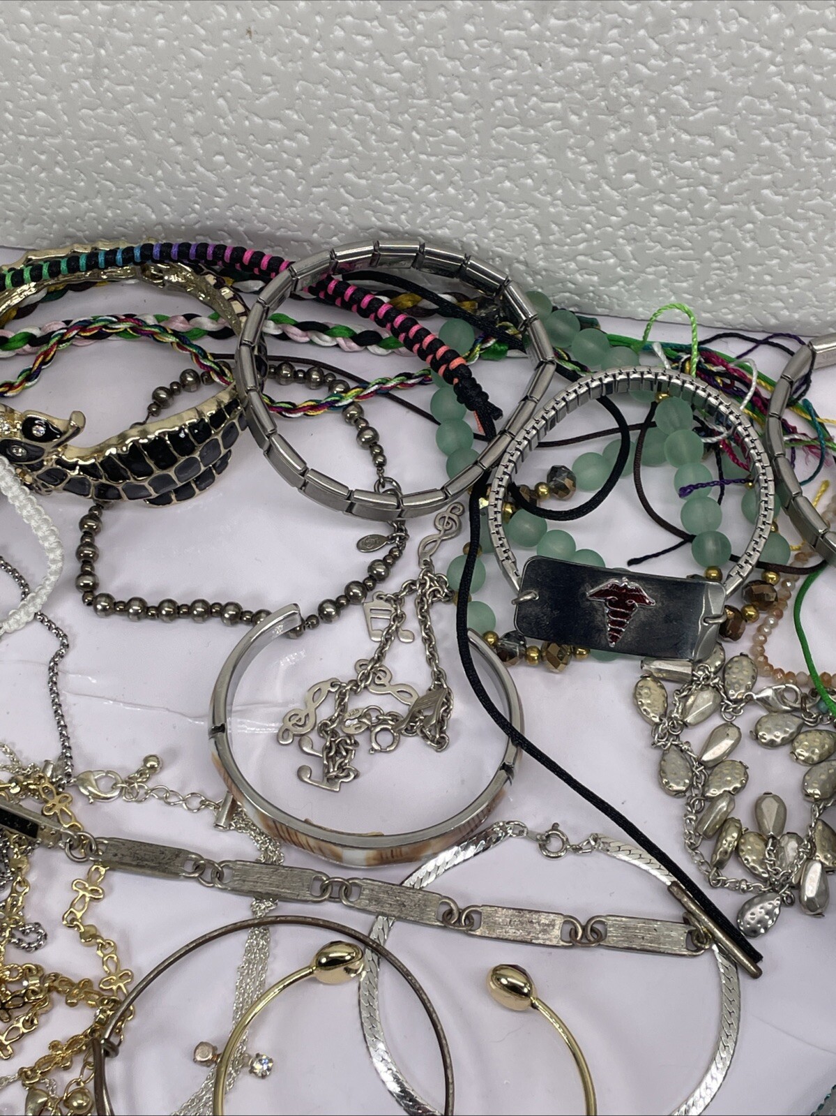 Vintage Lot of 50+ Assorted Bracelets Various Colors, Styles, Materials Women’s