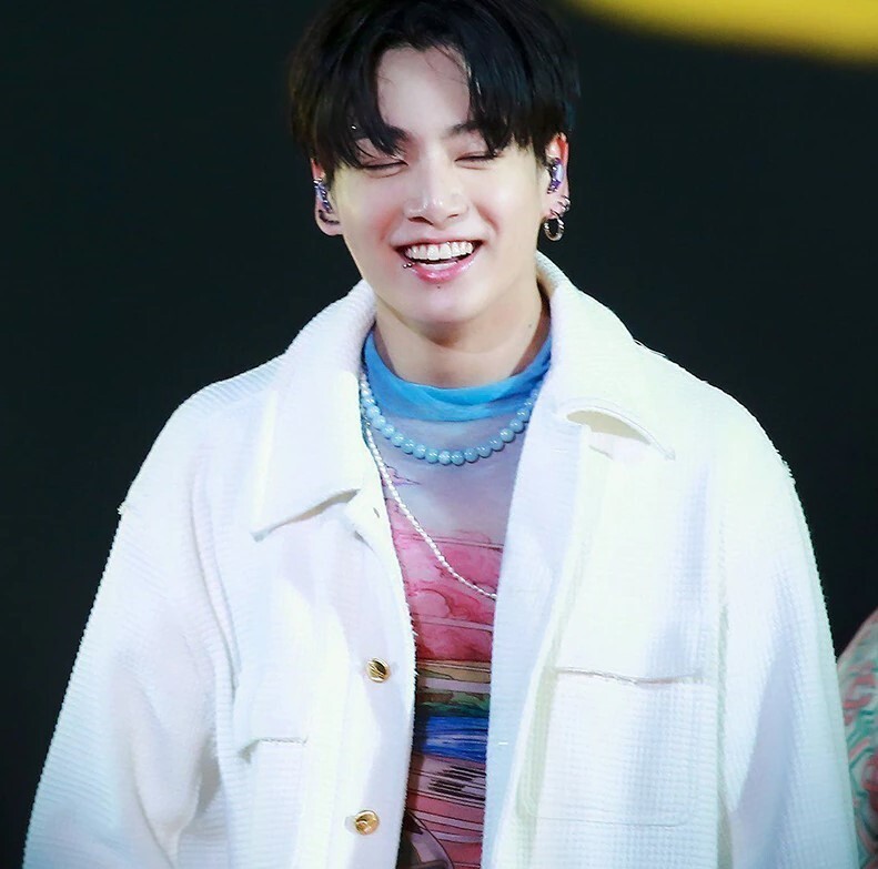 BTS Jungkook Half & Half Agate & Pearl Necklace Unisex Adult Teenagers