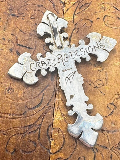 CRAZY PIG DESIGNS X large Classic Cross Pendant New w/Box RARE!!