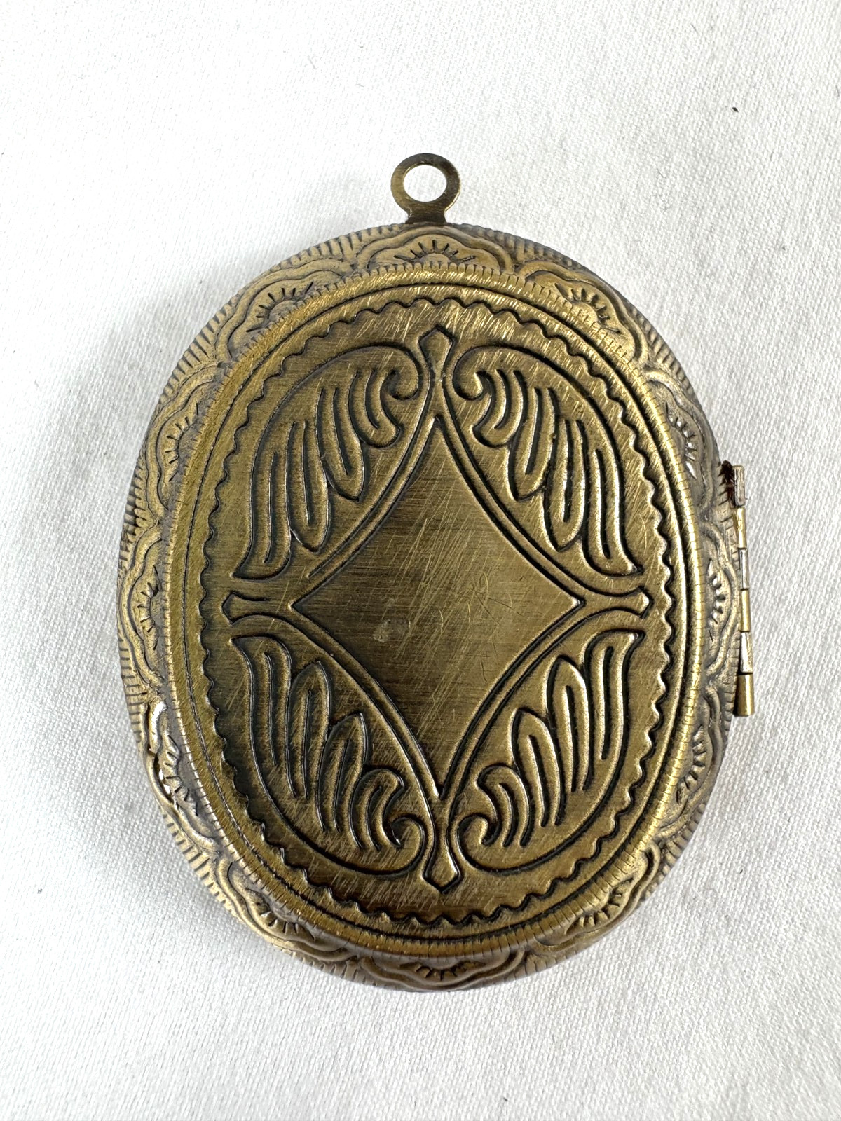Unique Collage Picture locket 2″ Designer Mari Pruks