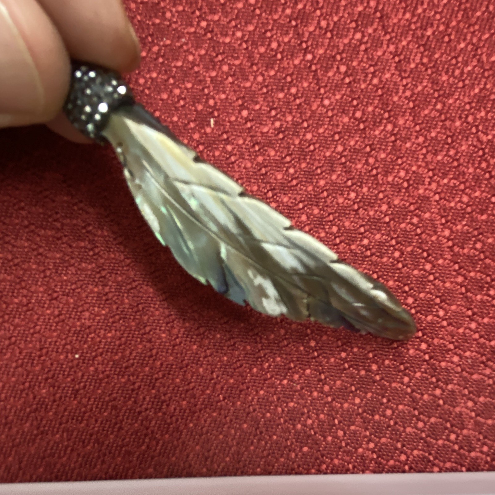 Vintage-Style Carved Abalone Shell Feather Pendant Charm Rhinestone Silver Black