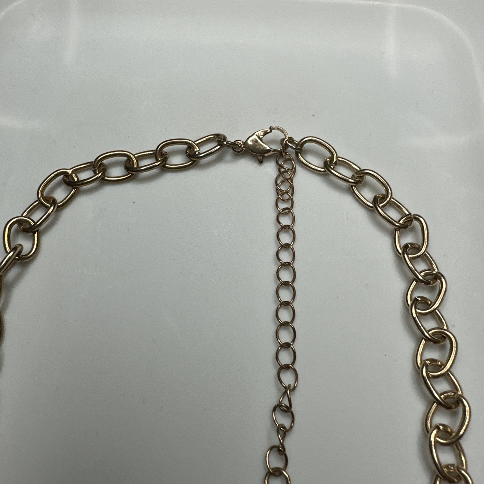 Bib Necklace Gold Tone Peach Chabochons 19 Inches 3in Extension Clean Eye Catch