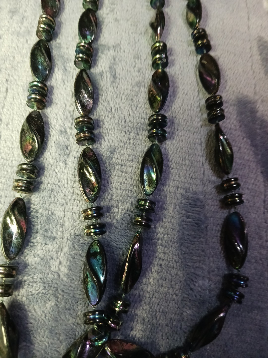 This 48″ Necklace Is A Beauty. 1″ Shiny Sparkly Unique Beads & Matching Spacers.