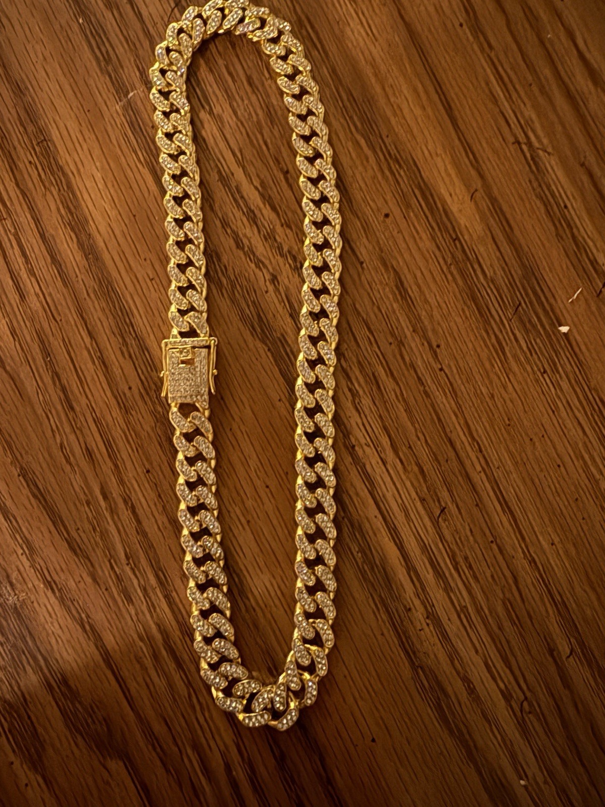 Gold Tone Cuban Link Chain Necklace Metal No Stone No Secondary Stone Box Clasp