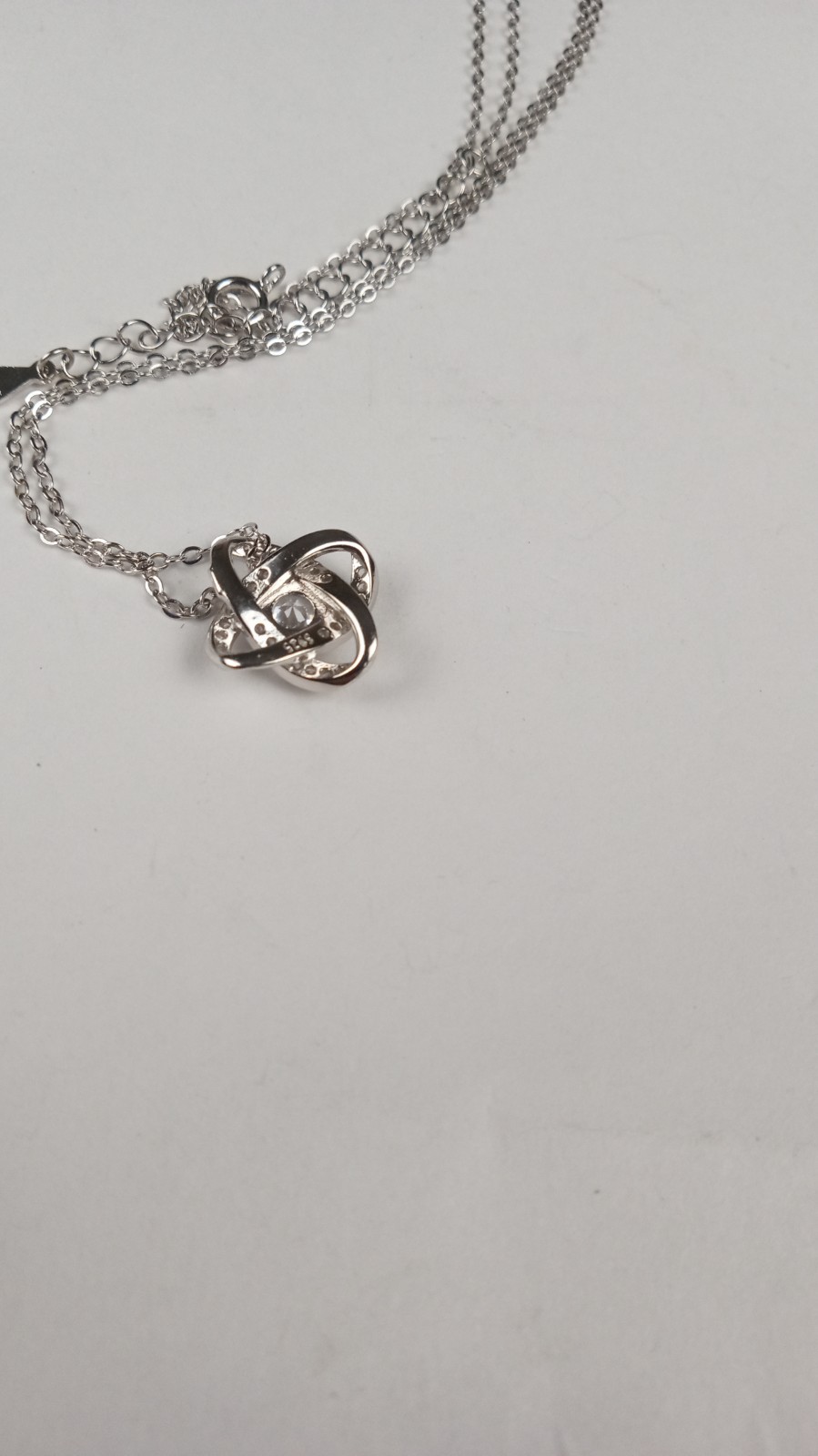 Solid 925 Silver Interlocking Infinity Knot Necklace Sparkling Faux Diamond 2.7g