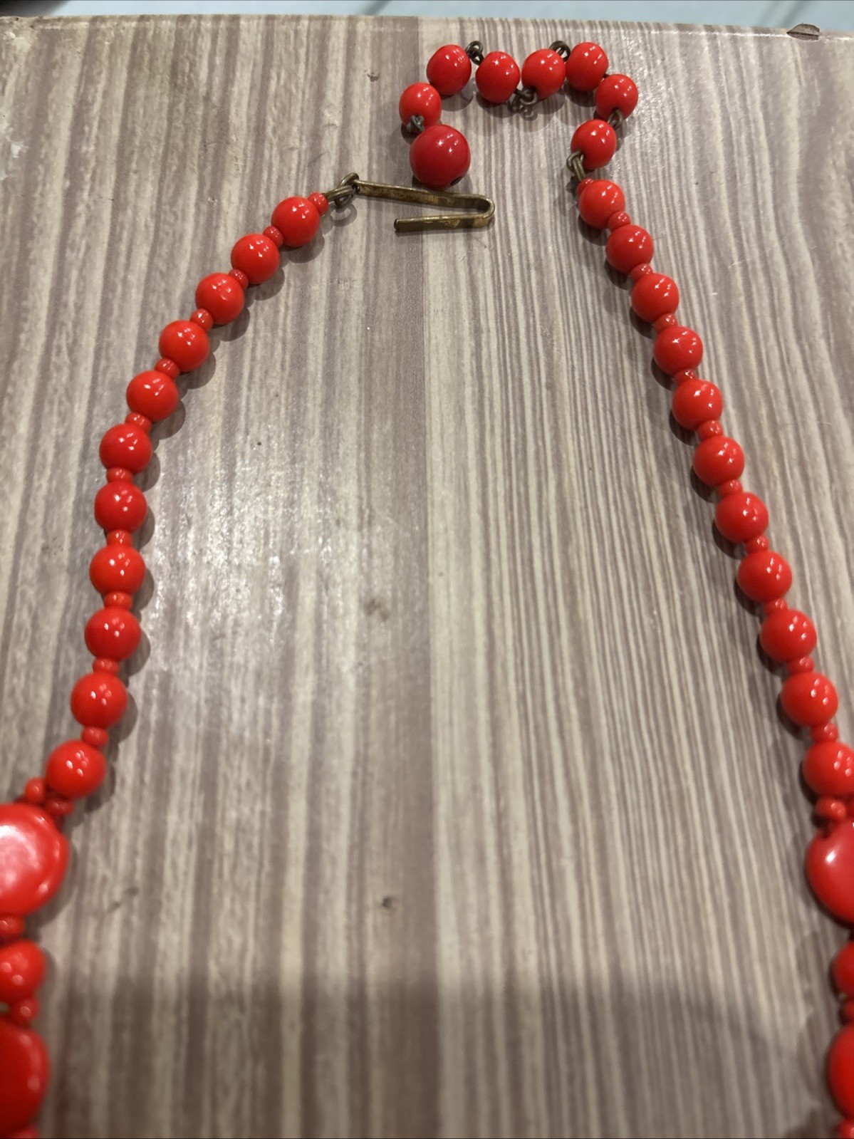 V Pretty Orange Color Necklace, Fashion Jewelry Necklace For Women And Girls