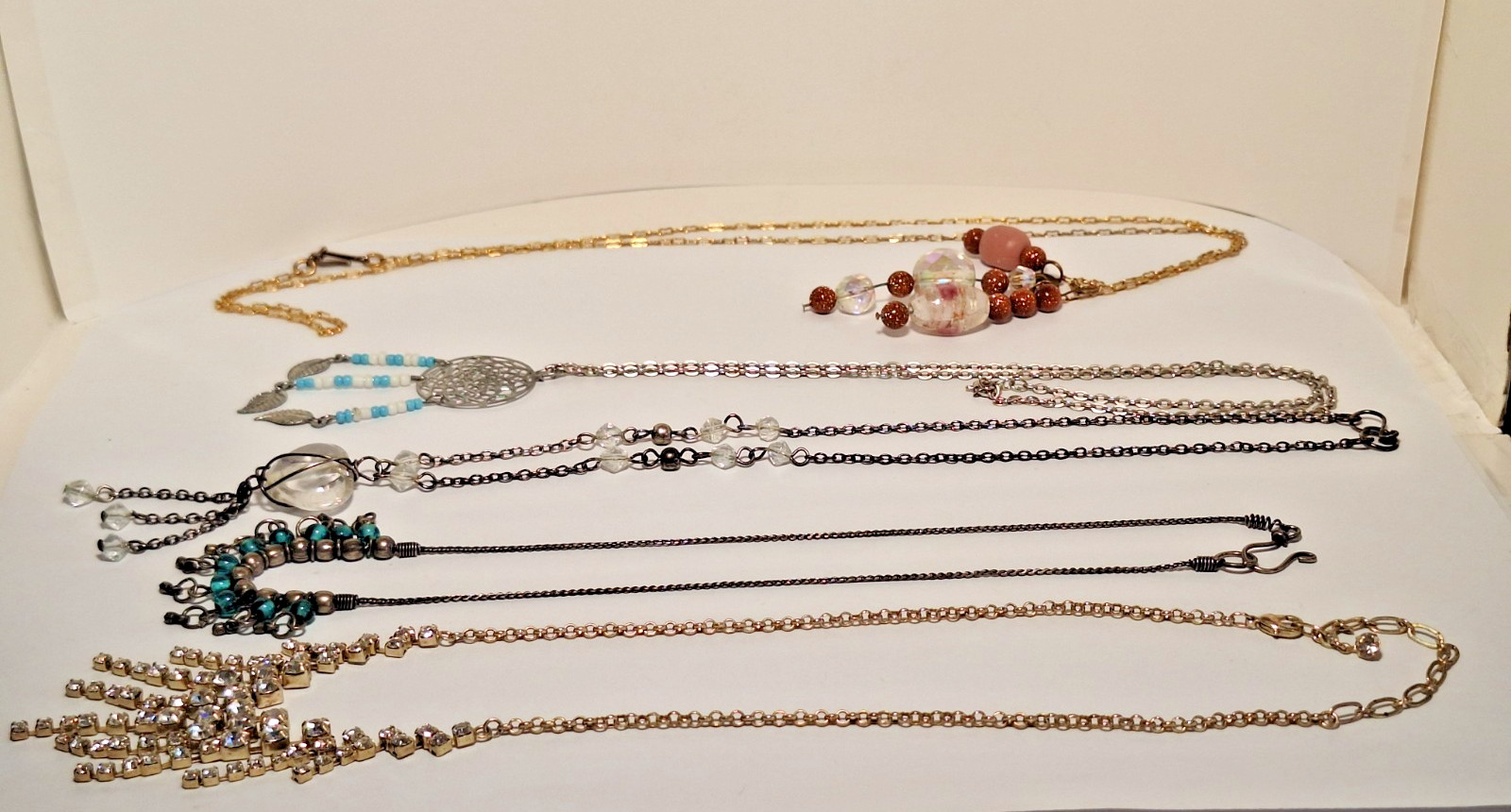 Lot of 5 Unbranded Wearable Fashion Jewelry Necklaces