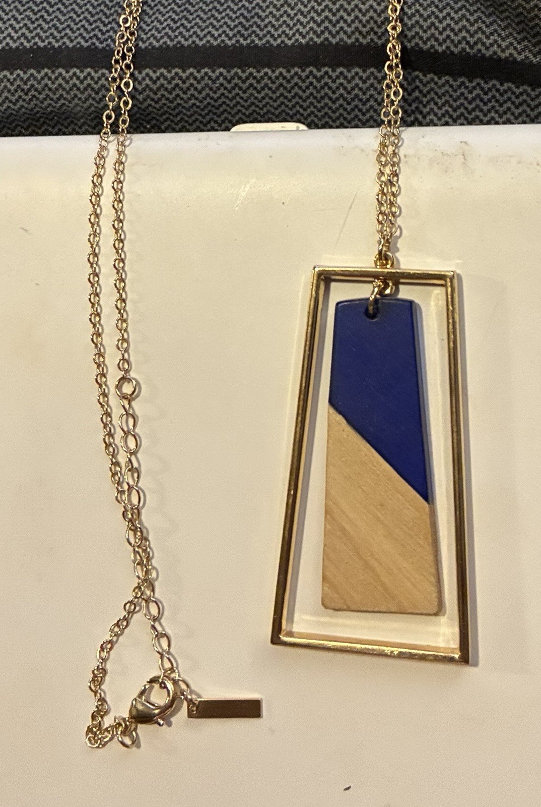 Gold Tone Geometric Rectangle Charm Pendant Cable Chain Necklace, Lobster Clasp