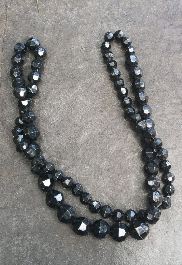 Classic Any Occasion Black Faceted Round Beaded Necklace