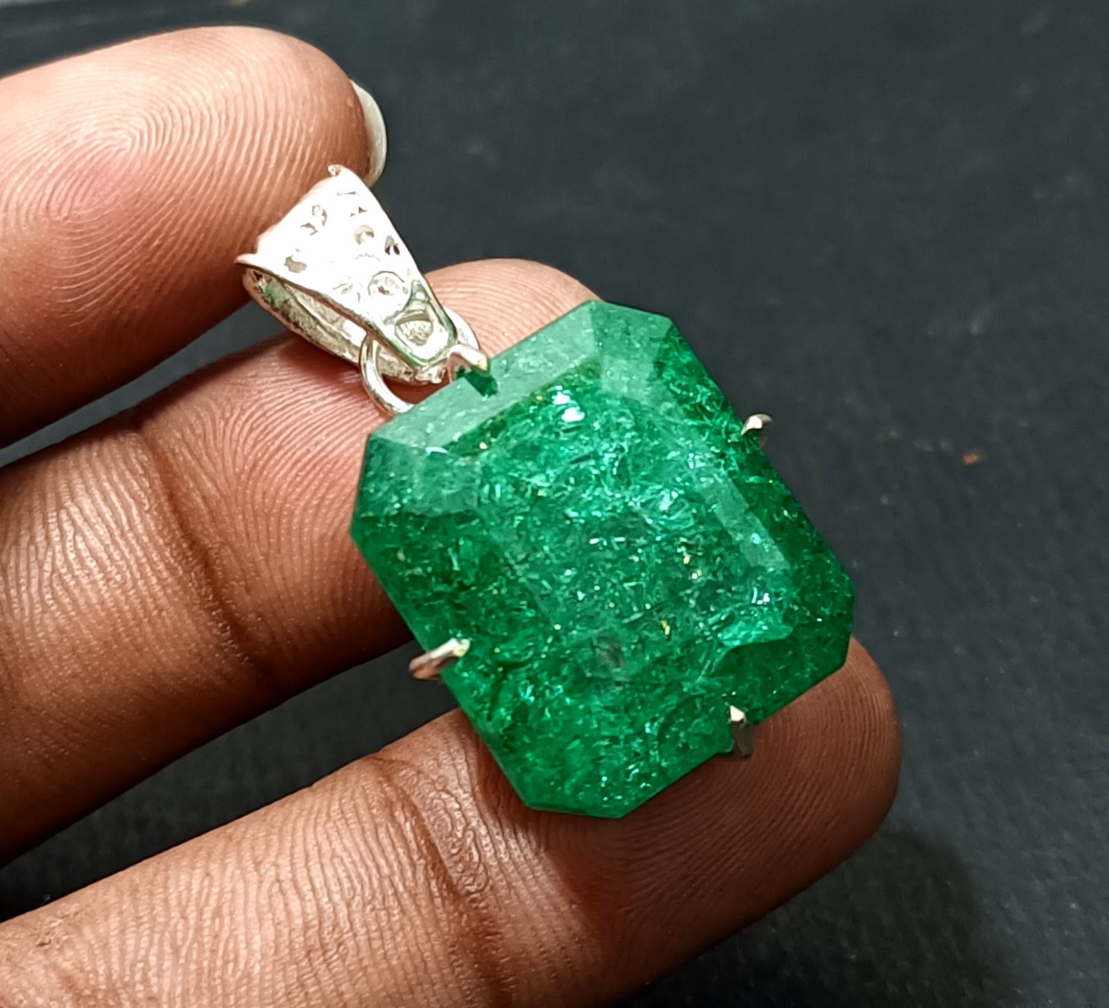 Certified 75.95ct Natural Emerald 925 Solid Silver Emerald Cut Pendant Gemstone