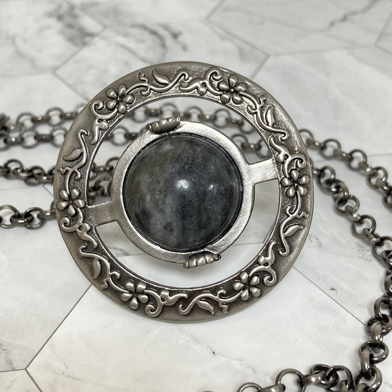 Vivienne Westwood Necklace Ornamental Small Orb Amethyst Gunmetal Gray NO BOX