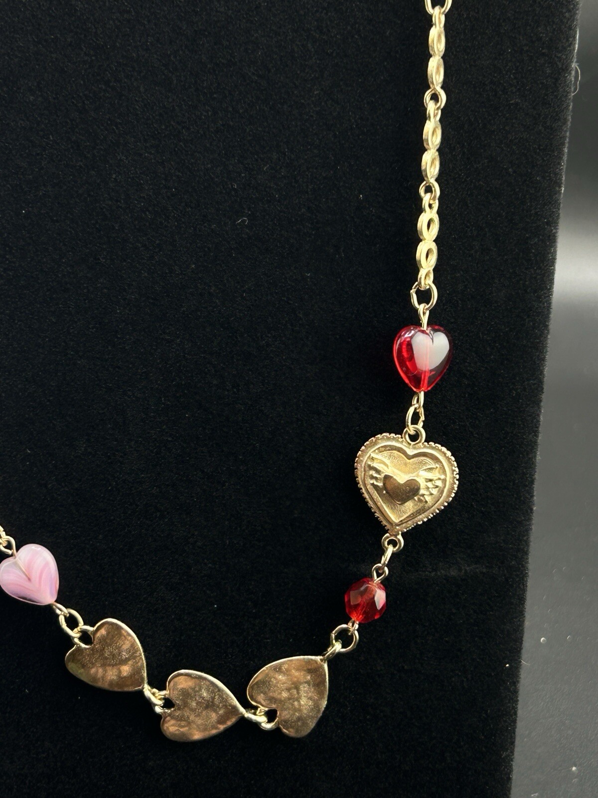 New Hearts Red and Pink Gold Toned Necklace