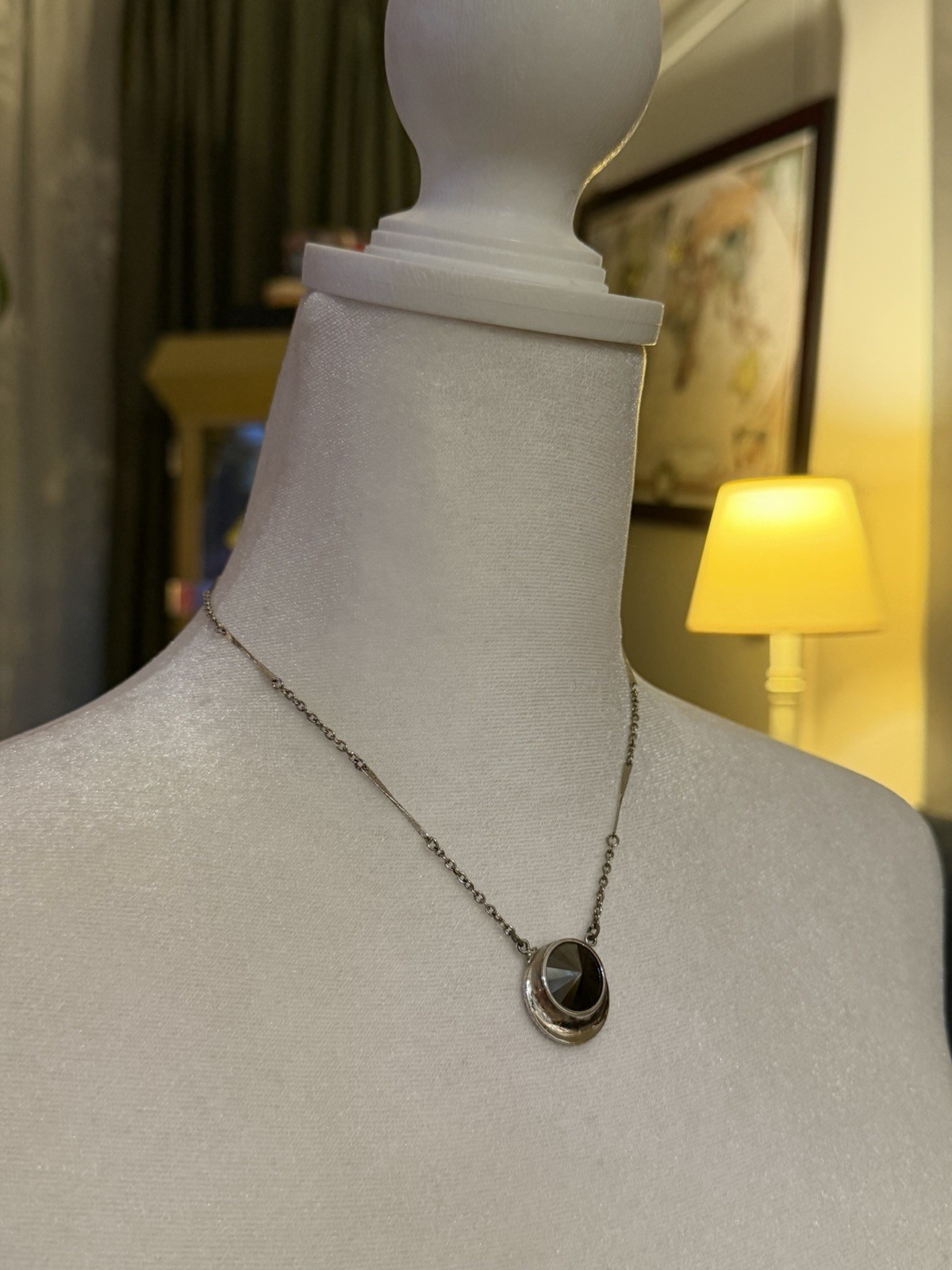 Vintage Sarah Coventry Silver Metal Chain Necklace Round Black Bezel Pendant