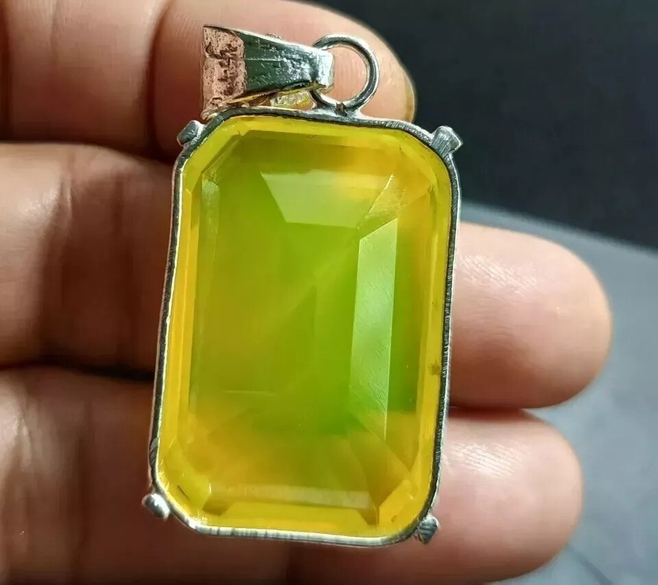 Bi-Color 97.50 Ct Natural Opal 925 Solid Silver Pendant Emerald Loose Gemstone