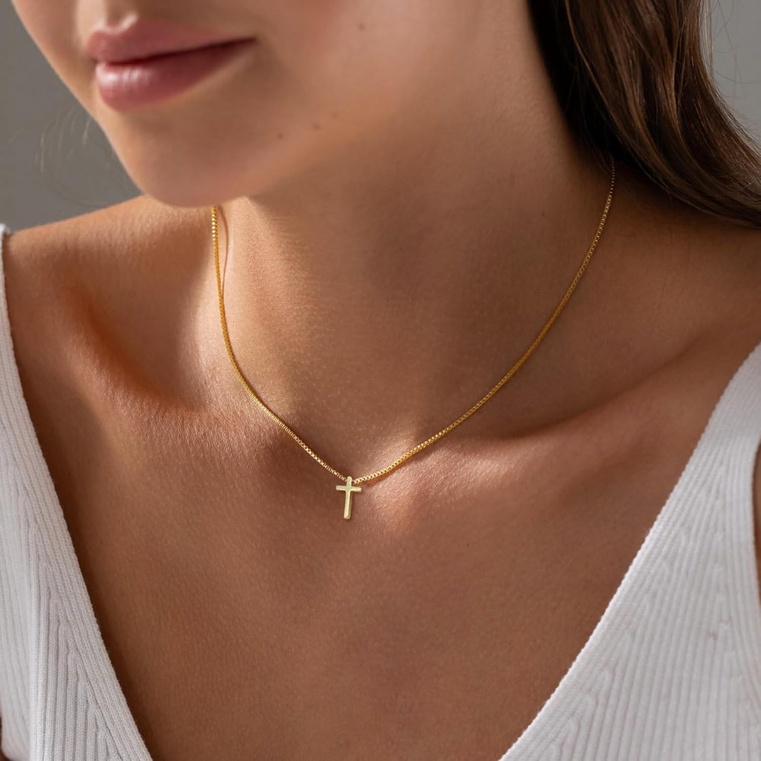 Gold Cross Necklace for Women, Trendy 14K Gold Plated Charm Box Chain Choker Dai