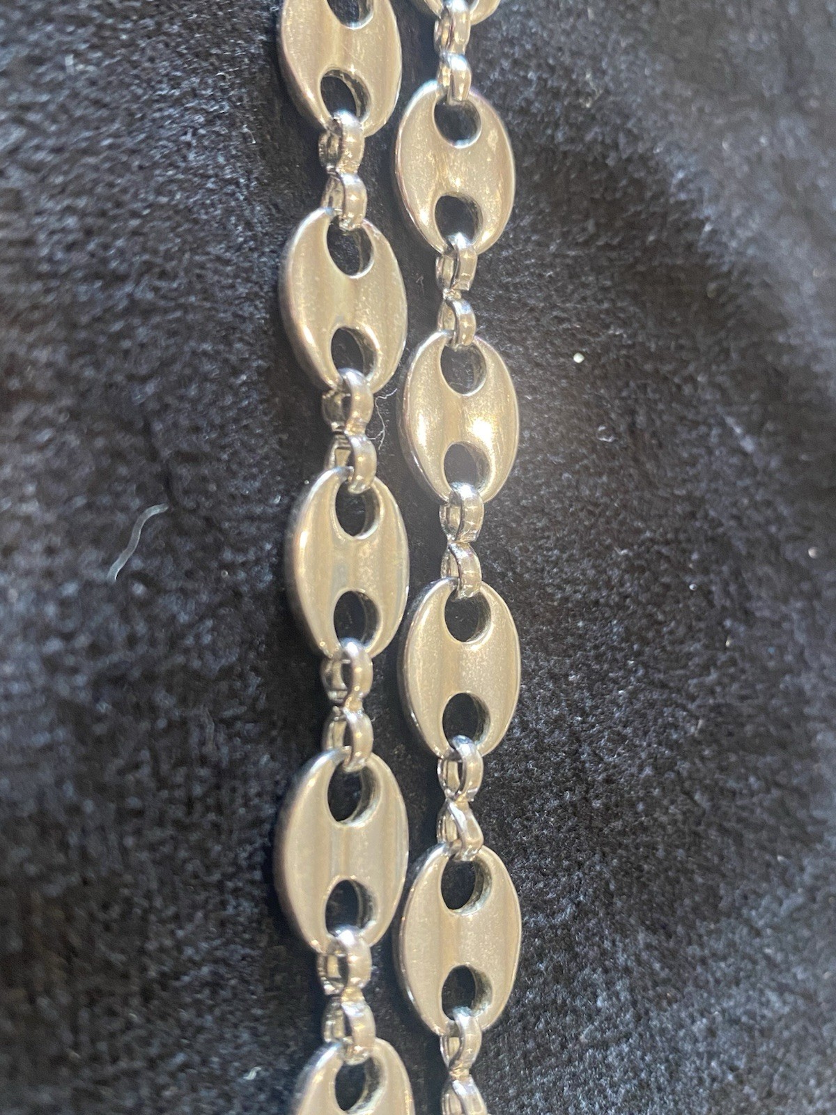 18” puffed “Gucci” link/coffee bean or marina chain Silver Tone necklace chain