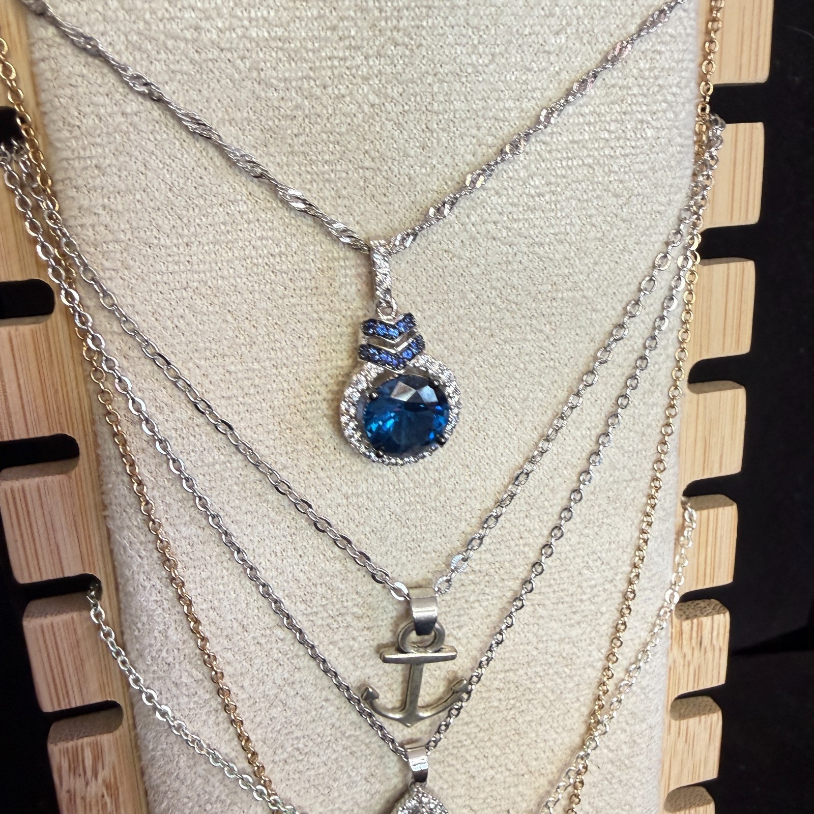 Lot of 10 Fine Chain Necklaces with Pendants, Various Styles & Lengths Necklaces