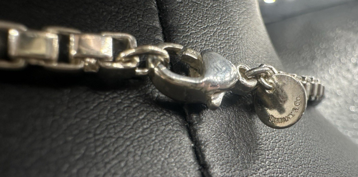 Authentic Tiffany & Co Venetian Box Link Chain 18″ 925 Sterling Silver Preowned