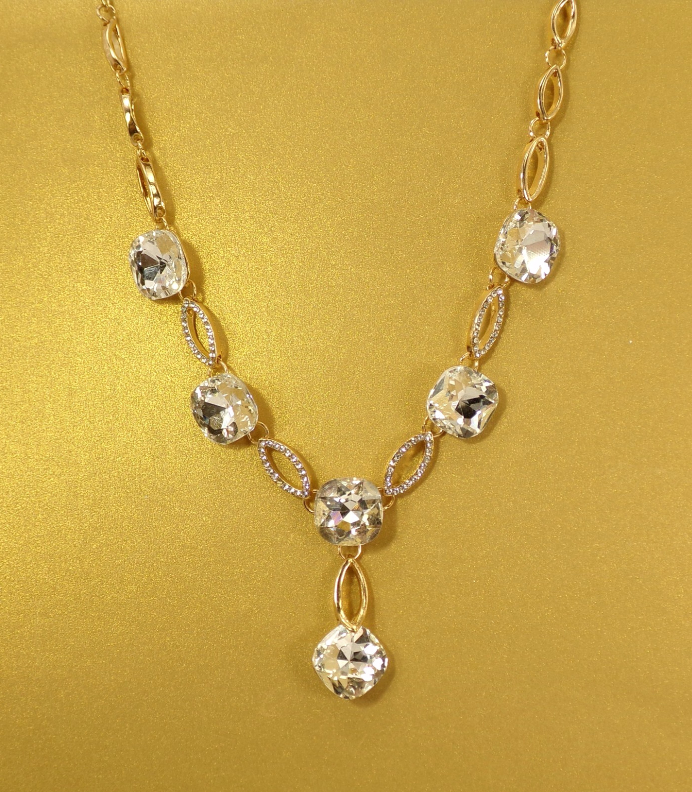 Clear crystal Y necklace with square cushion shape crystals and round crystals