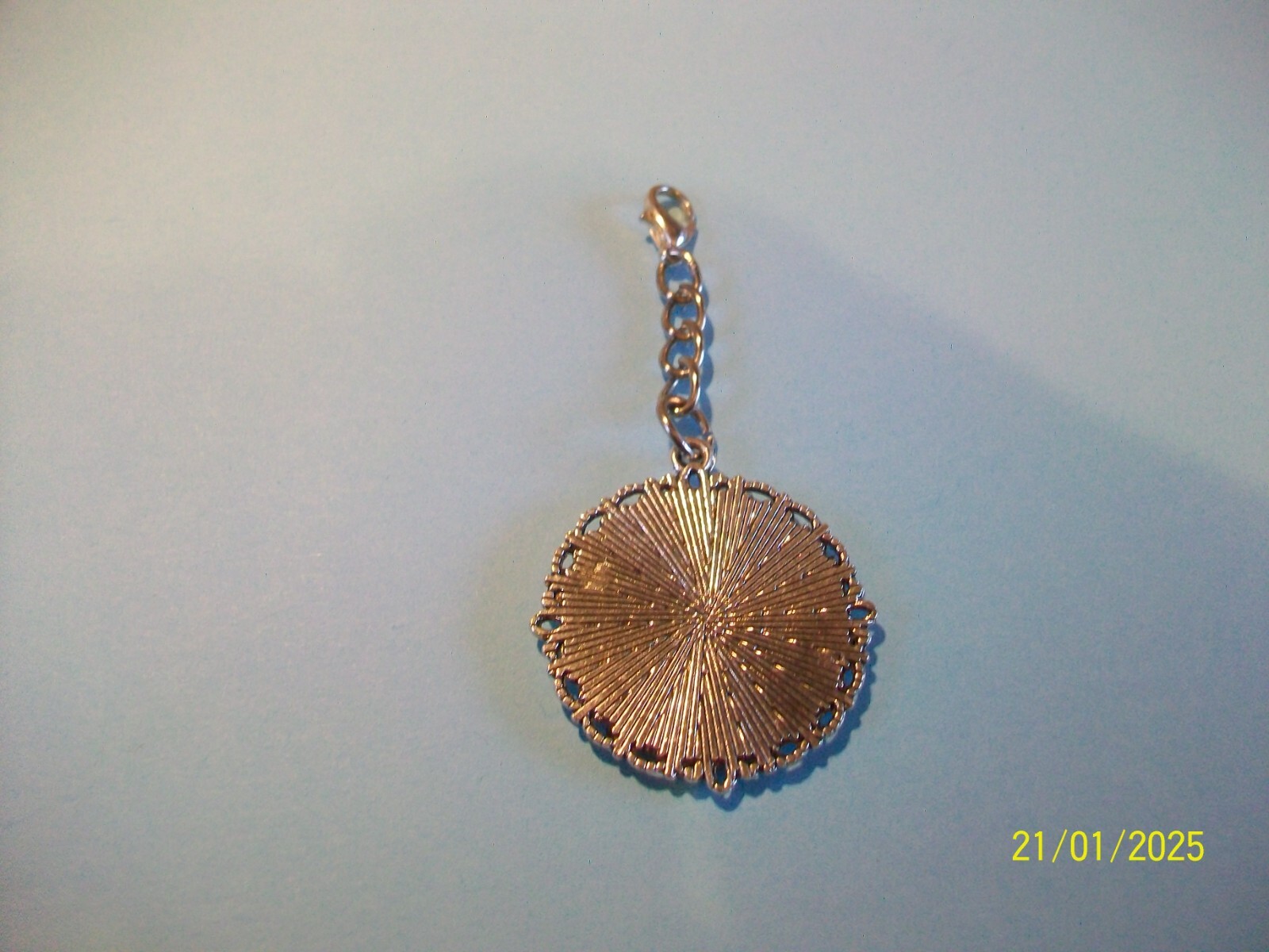 HALF PENNY – BRITANNIA – LIMITED EDITION – SILVER CASED PENDANT – 1917 to 1936