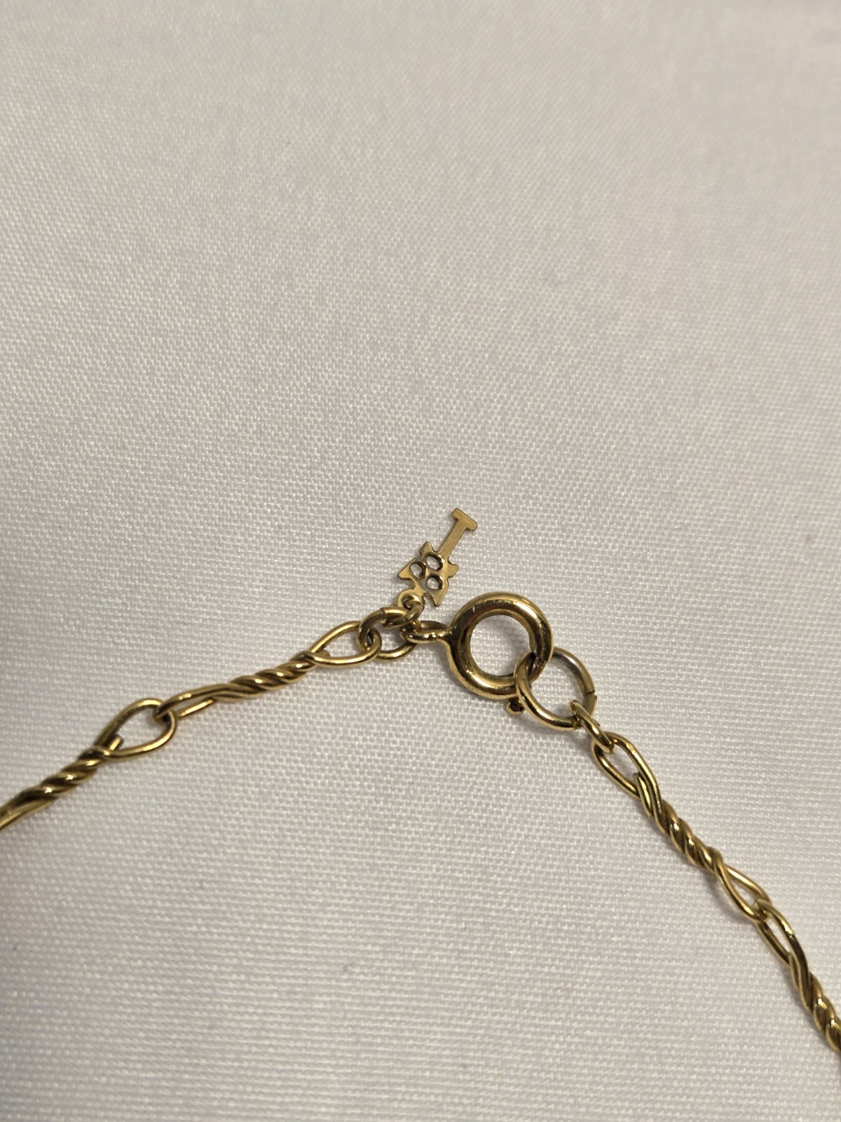 Gold Tone Necklace Twisted Pattern Fashion Costume Jewelry