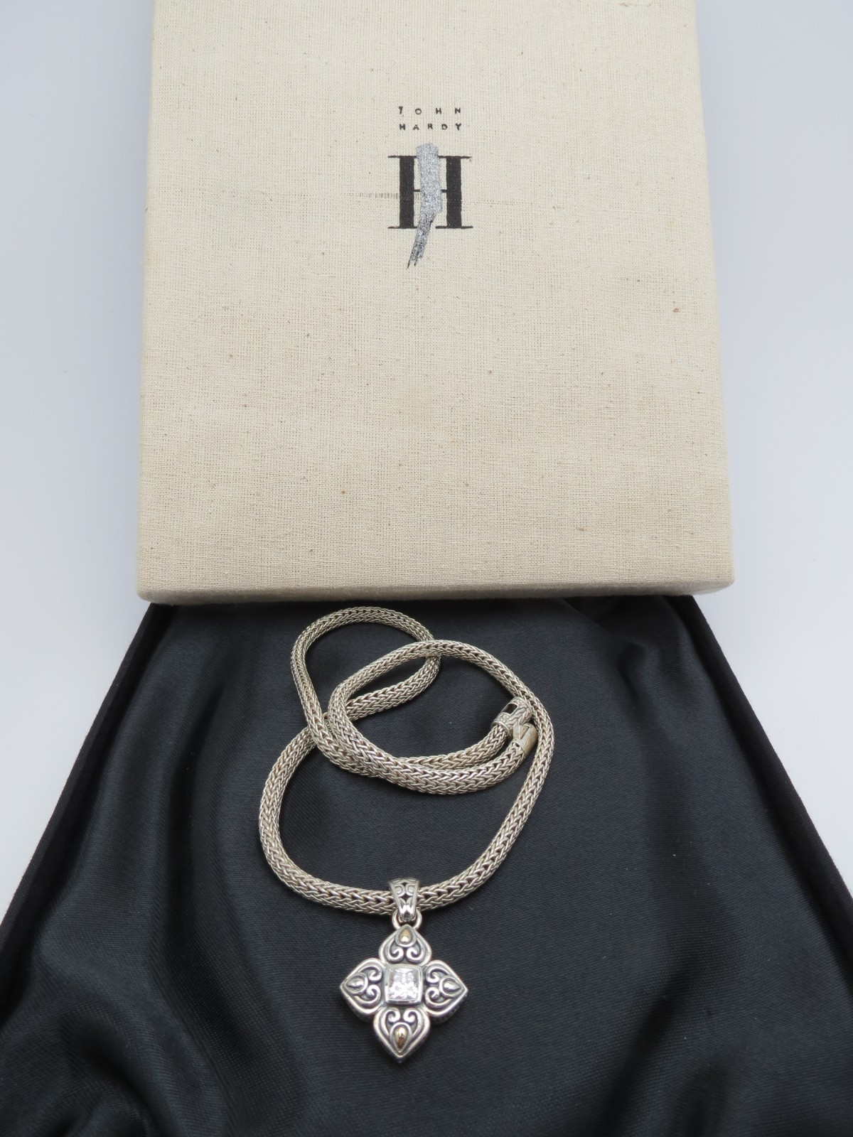 John Hardy Sterling Silver Classic Chain Necklace & CZ Cross Pendant 18