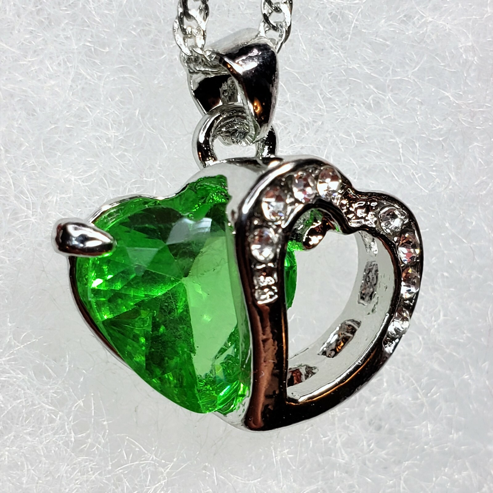 Valentine’s Day / Birthday Gift Necklace Green Heart Shaped