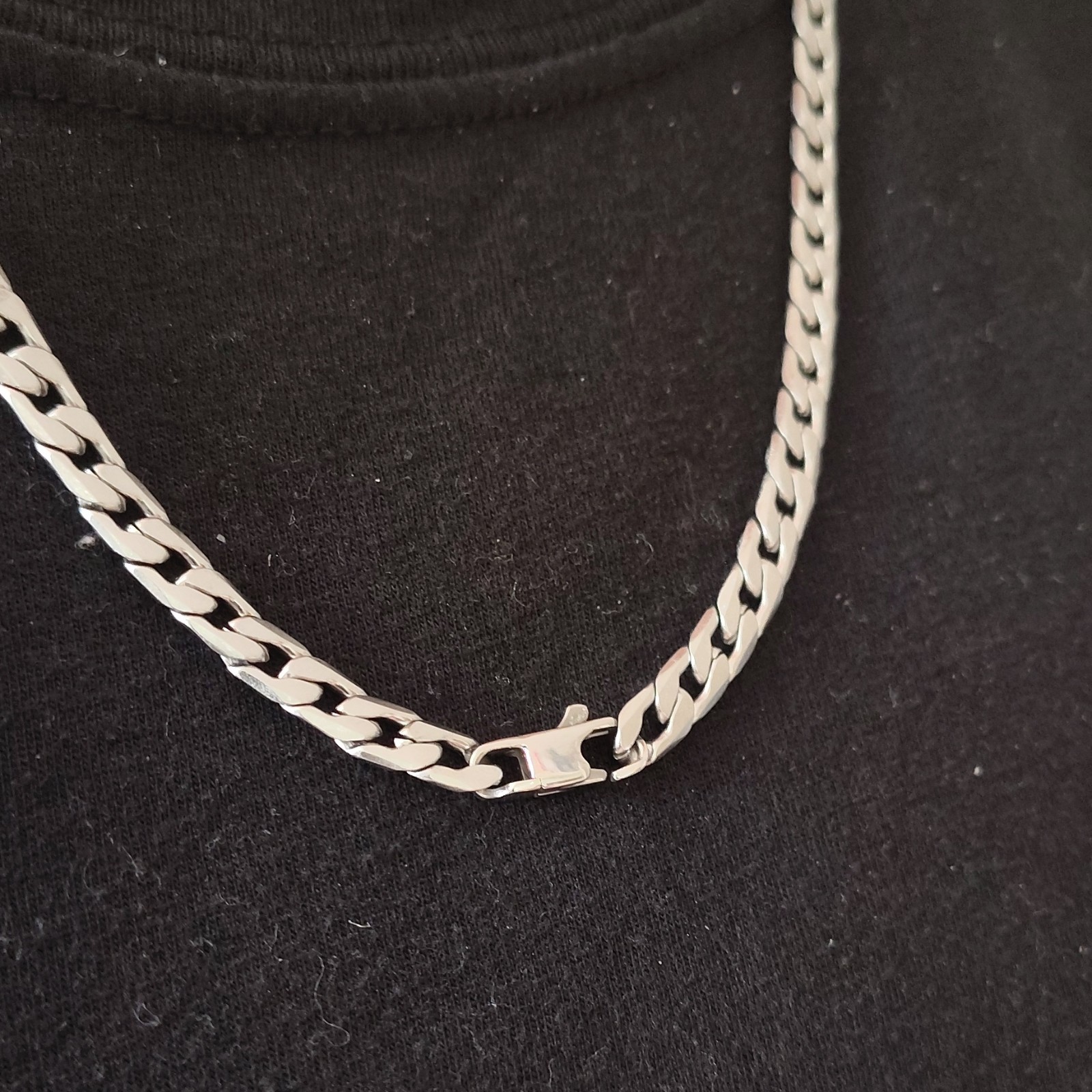 22 Inch Stainless Steel Curb Link Chain Necklace, Box Clasp Closure, No Stone