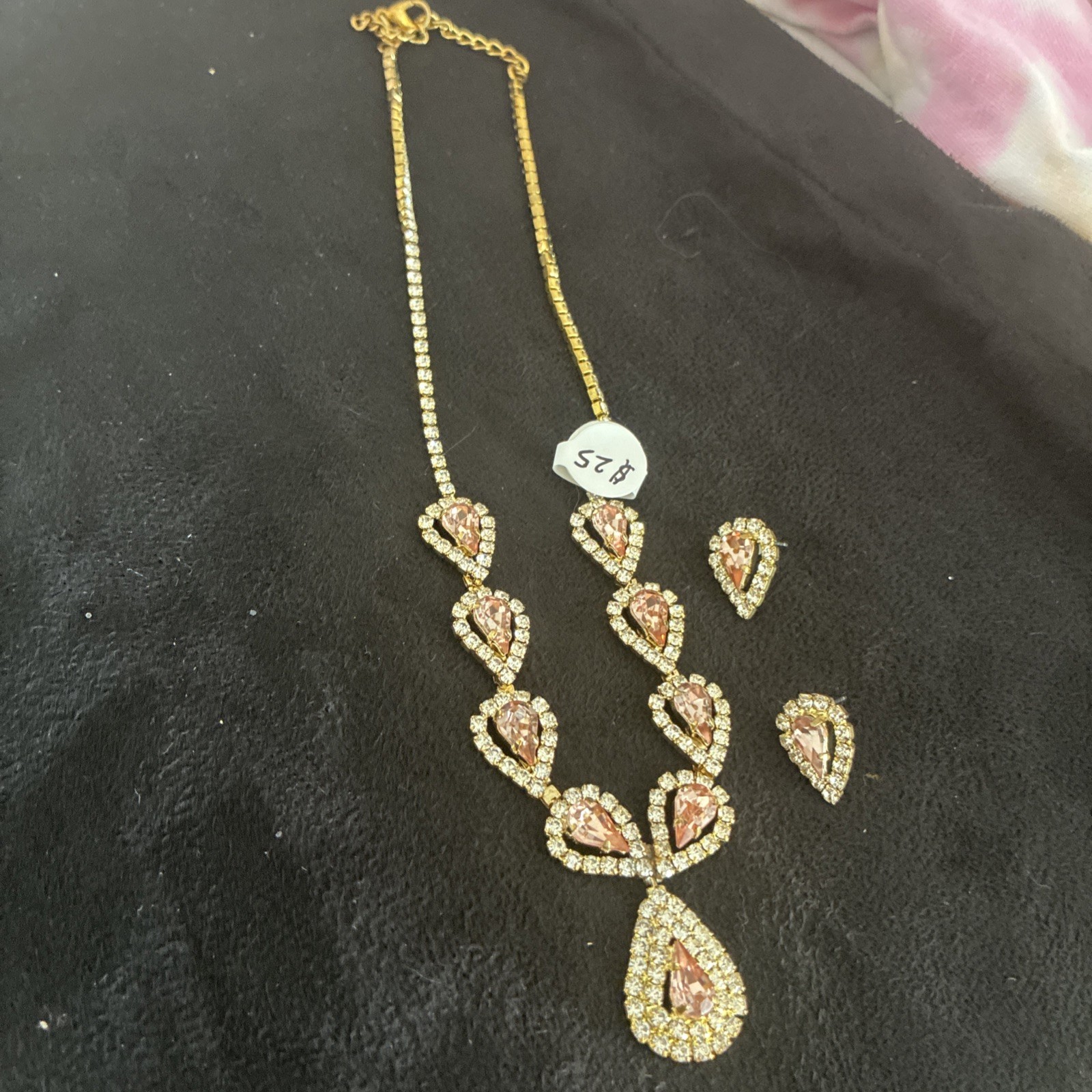 Necklace Set With Pendants Pink And Gold Tone 18 Inch