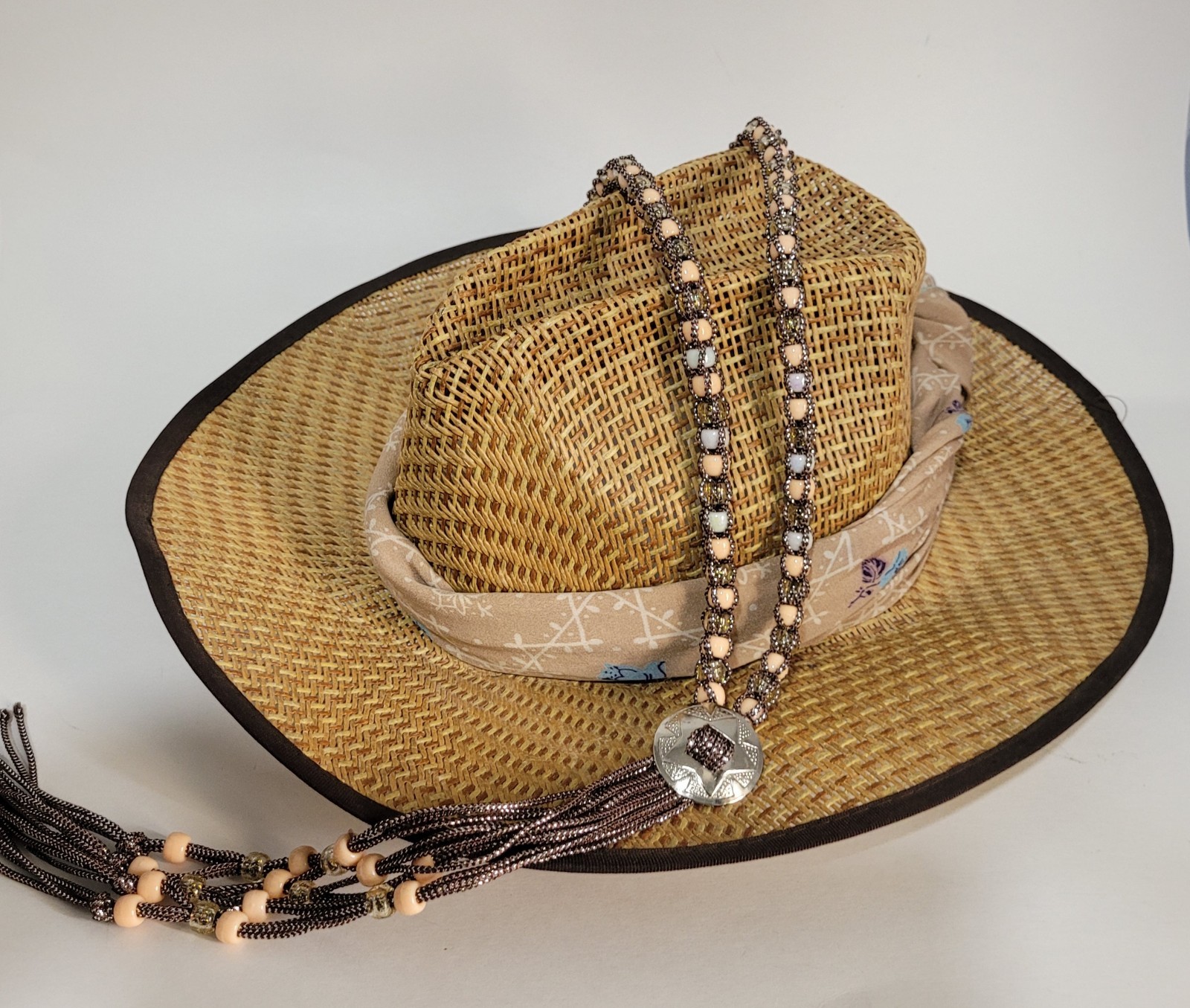 Vintage Western Bolo Tie Brown Silver Cord Silver Tone Concho Beaded Necklace