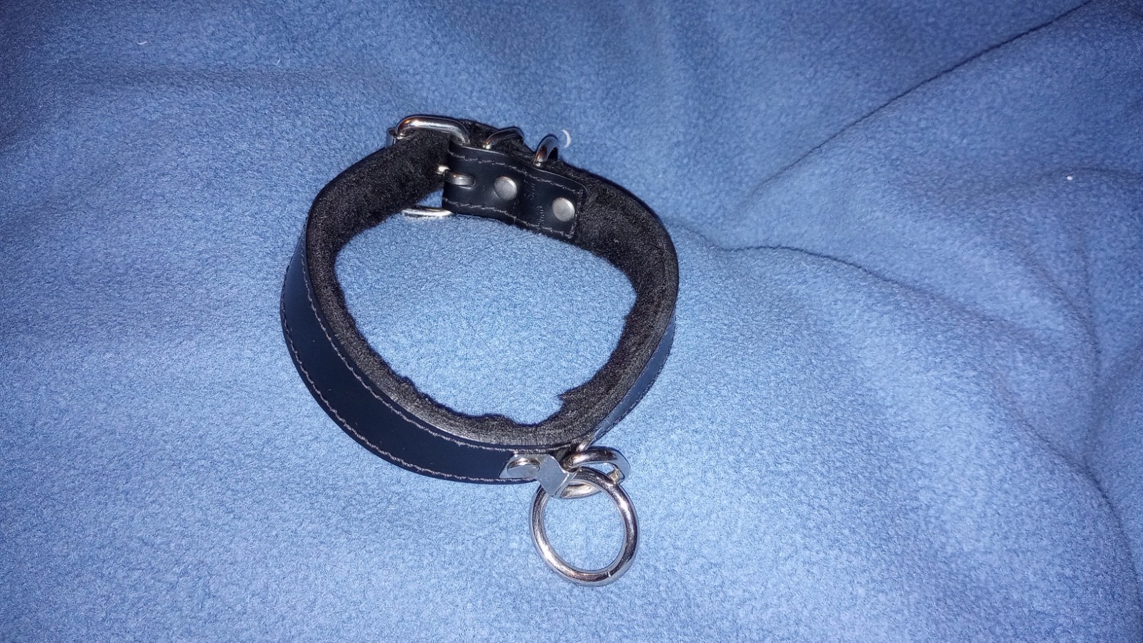17½ inch long BDSM O-Ring Collar Alternative Style Faux Leather Goth Choker