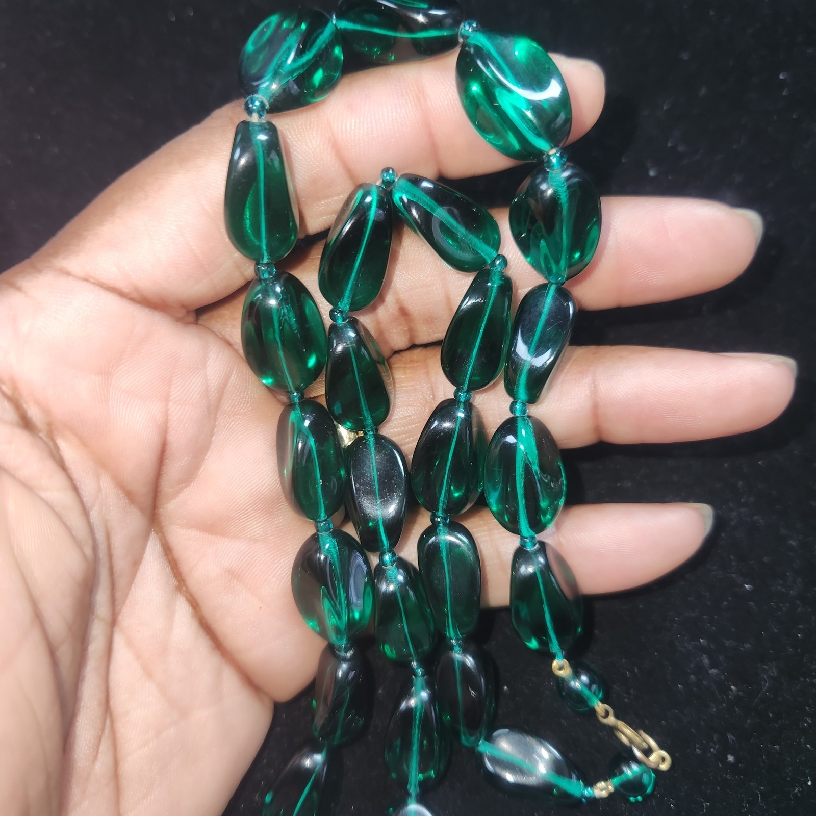 Vintage Emerald Green Glass Bead Necklace Tumbled Pebble Statement Jewelry Gold