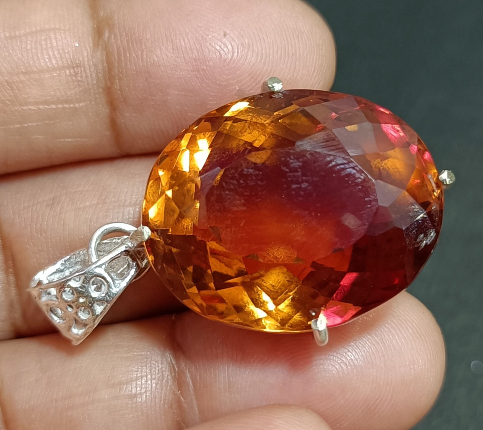 Flawless 59.5 Ct Natural Zultanite 7 Color Oval Cut Pendant 925 Silver Gemstone