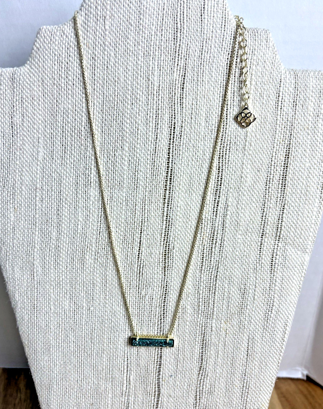 Kendra Scott Leanor Necklace Teal Green Drusy Gold Tone Bar Pendant Excellent