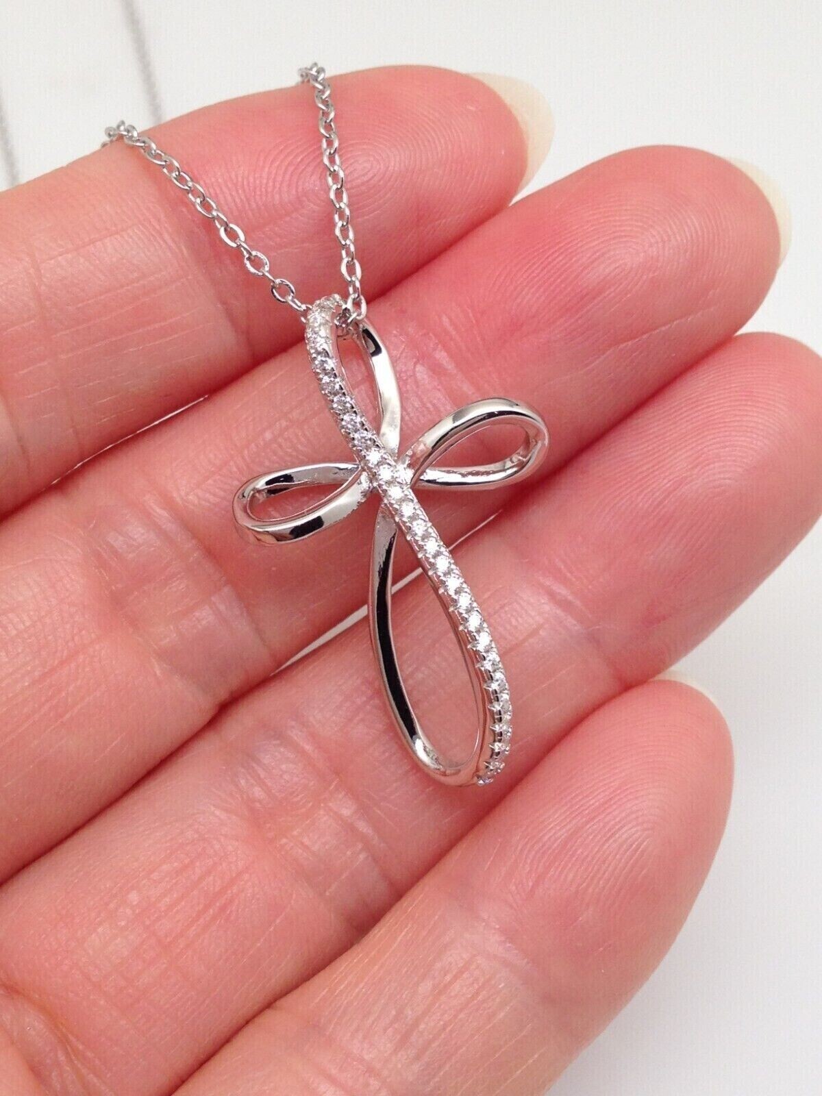 925 Sterling Silver Cz Infinity Cross Pendant Necklace Womens 28mm(1.1″) 16-18″