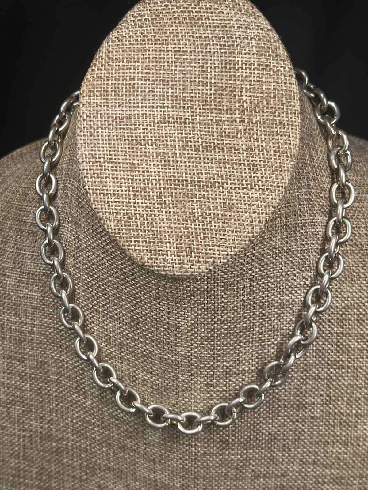 VINTAGE STAINLESS STEEL 16” TOGGLE HEART NECKLACE 10MM ROLO CHAIN