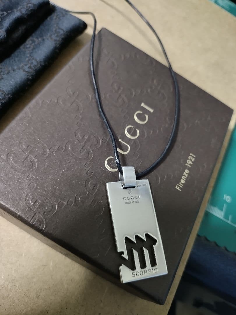 Good Condition GUCCI Silver 925 Necklace, Made In Italy, Luxurious Feel.