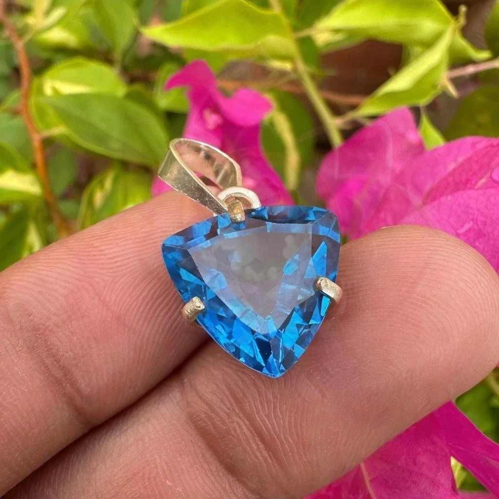 25 Ct Natural London Blue Topaz Pendant Sterling Sliver Jewelry With Chain