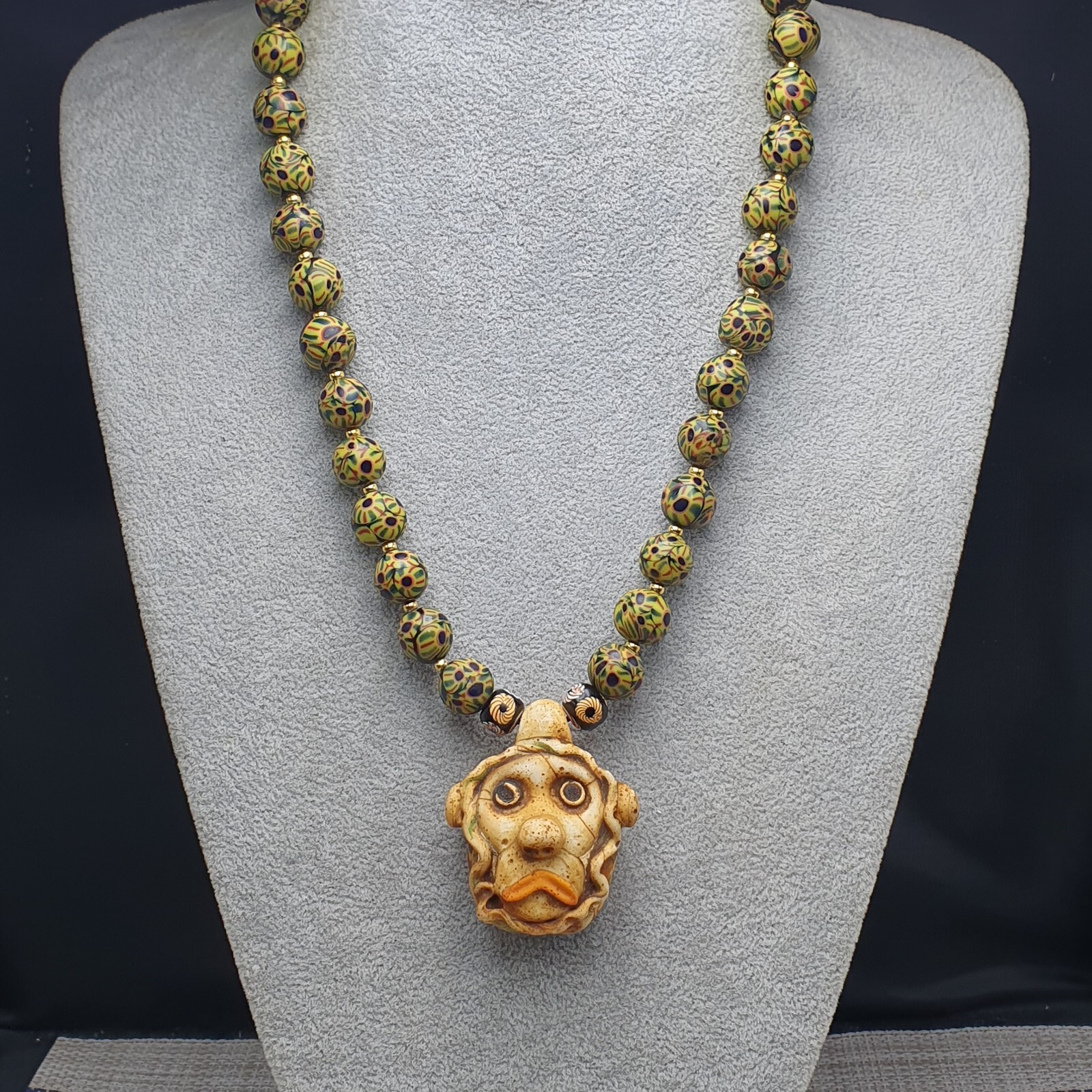 Stunning Vintage Venetan Style Eyes Glass With Old Monkey Face Glass Pendant