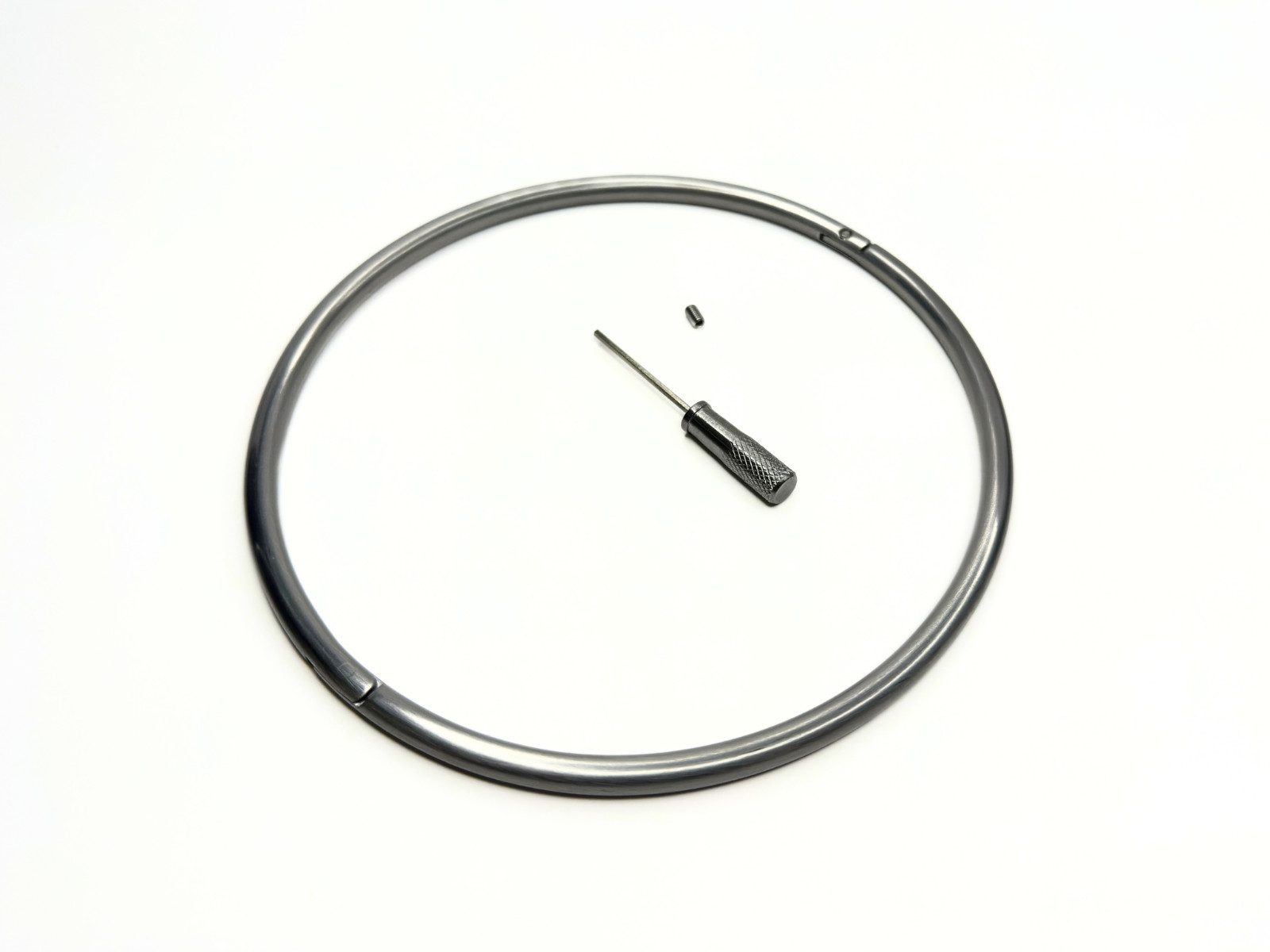 17″ 6mm Petite Thin Satin Stainless Locking Eternity Collar – CuffStore